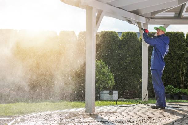 Best Pool Deck Cleaning  in Stewart Manor, NY